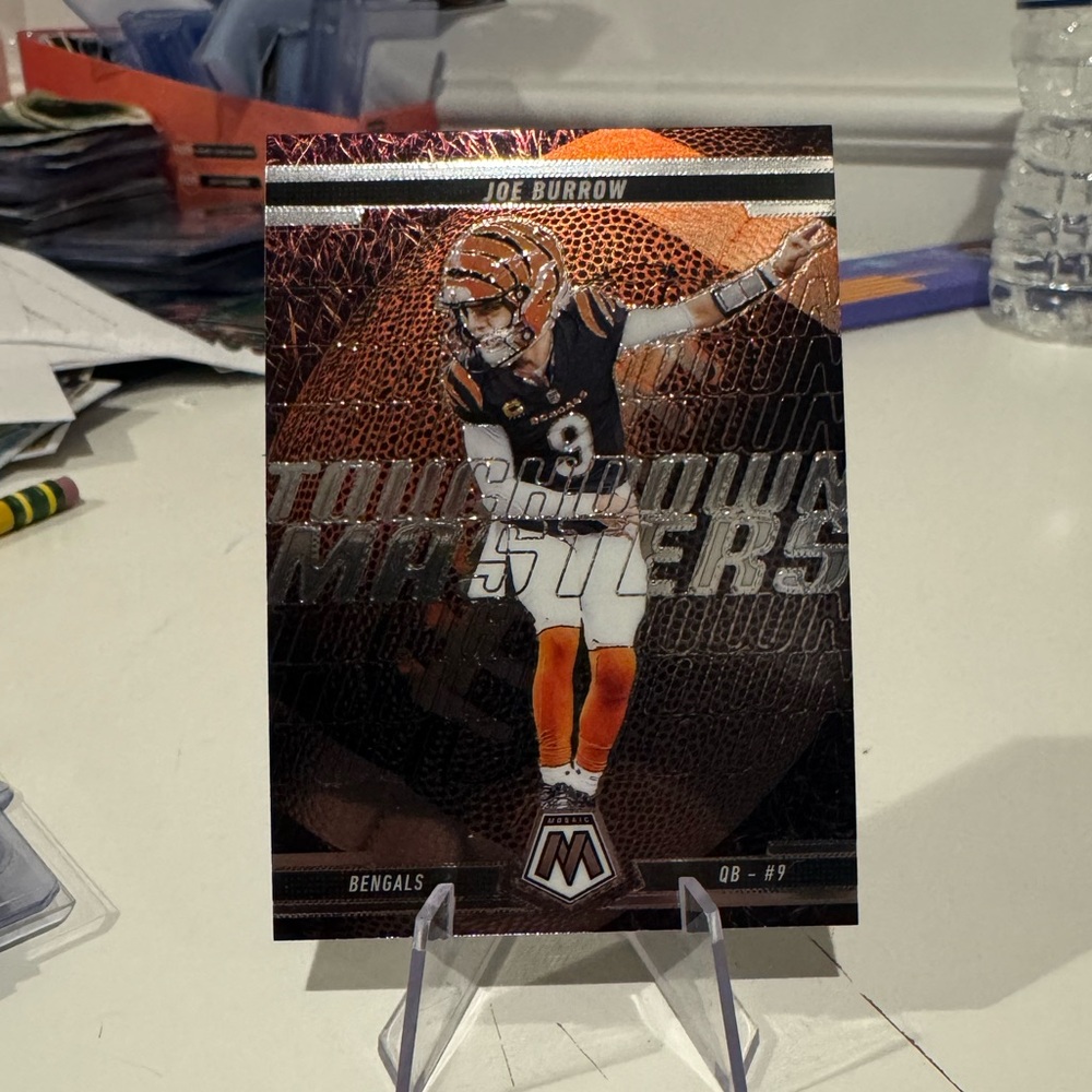 🔥 2025 Joe Burrow Panini Mosaic Touchdown Masters Card. Cincinnati bengals